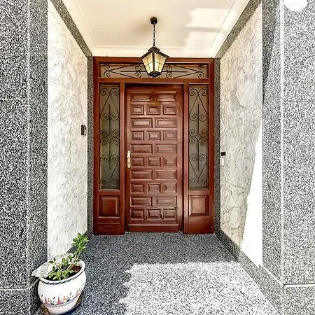 Гостевой дом Las Americas Family Плая-де-лас-Америкас